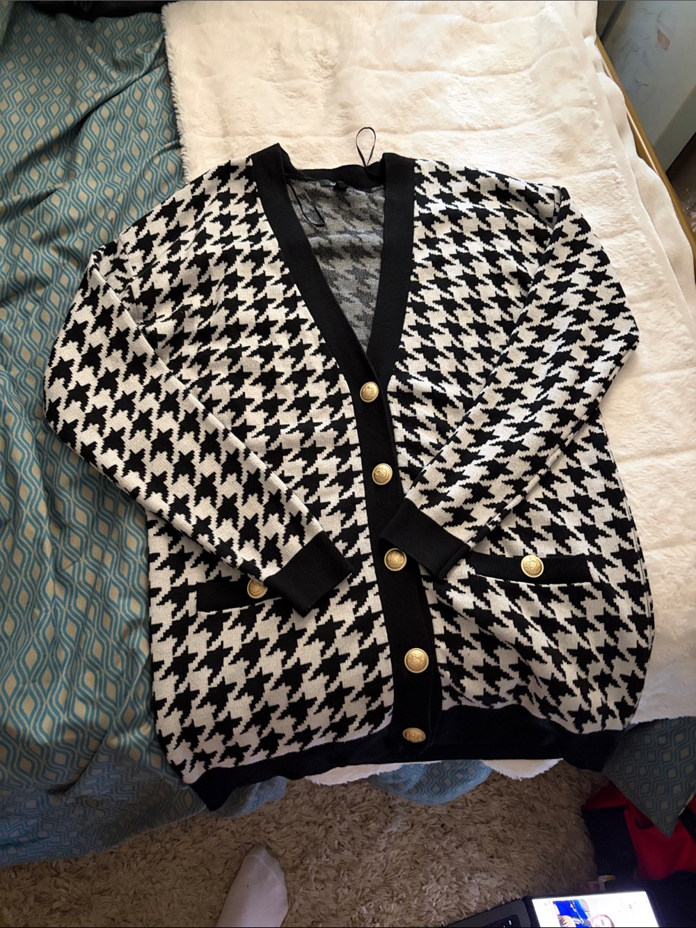 RW&CO. Black and White Houndstooth Knit Cardigan